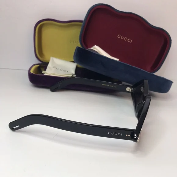 Gucci Hollywood 0496 Black Crystal Diamond Fashion Retro Sunglasses GG0496S 004 GUCCI GG0496S Hollywood 0496 Black Crystal Diamond Fashion  main image 4